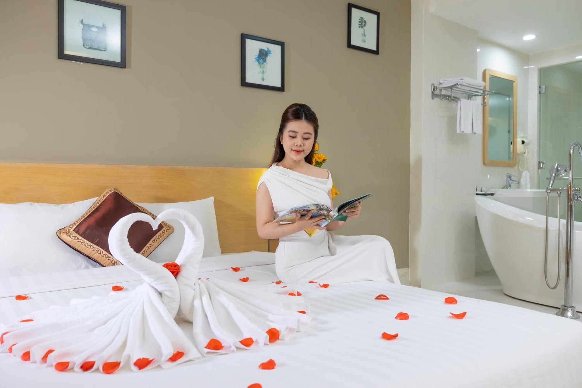 Monica Hotel Nha Trang Esterno foto