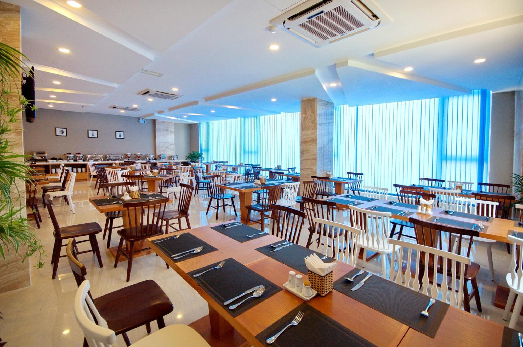 Monica Hotel Nha Trang Esterno foto
